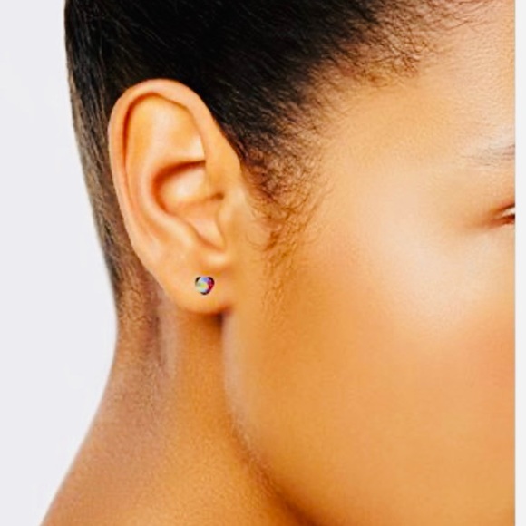 New Betsey Johnson Heart Pendant & Earrings Set - Picture 6 of 15